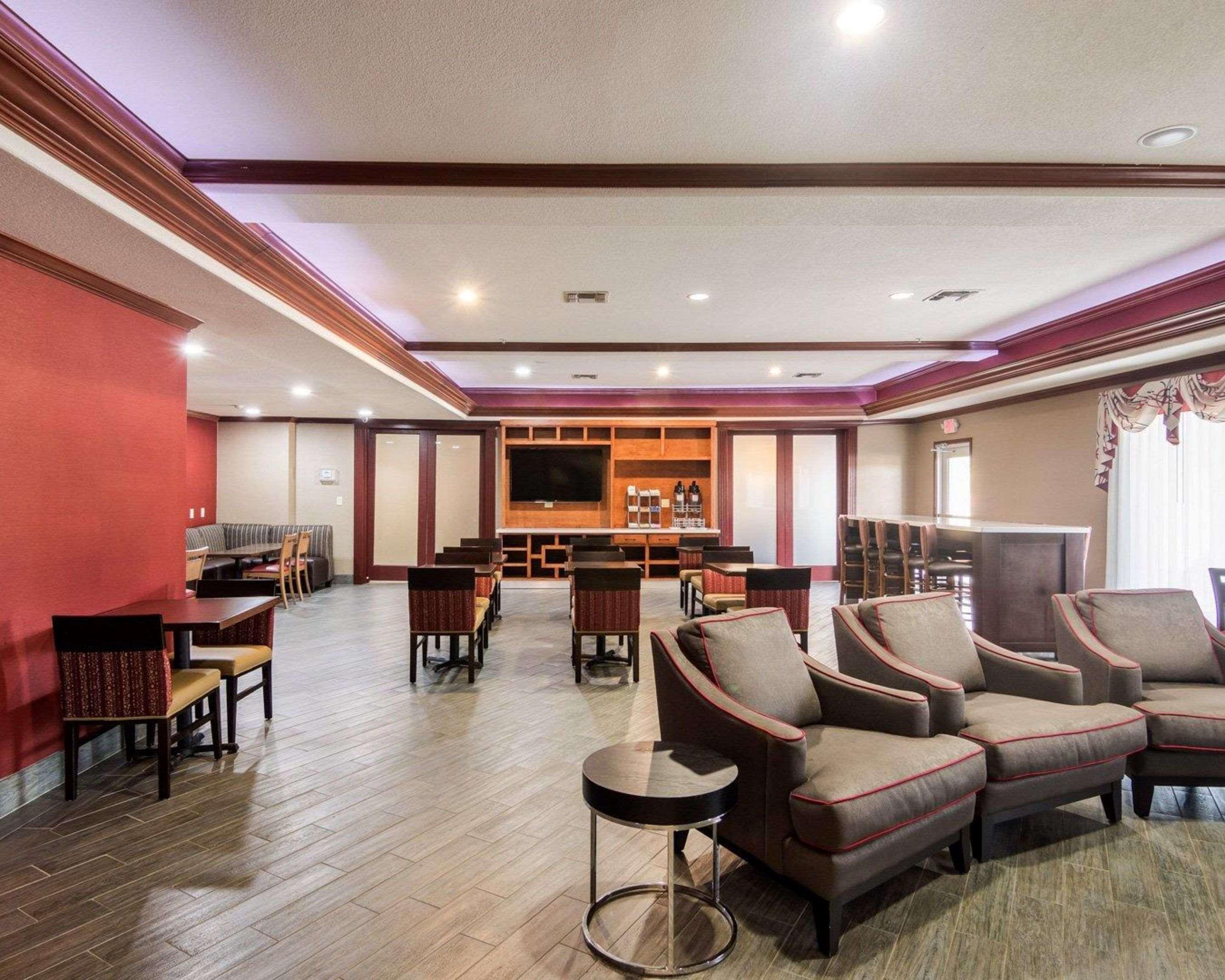 Comfort Suites Gainesville Exterior foto